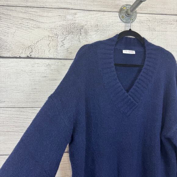 Bluetime Women's Navy Blue V-Neck Wool Blend Sweater Size XL - Picture 3 of 6